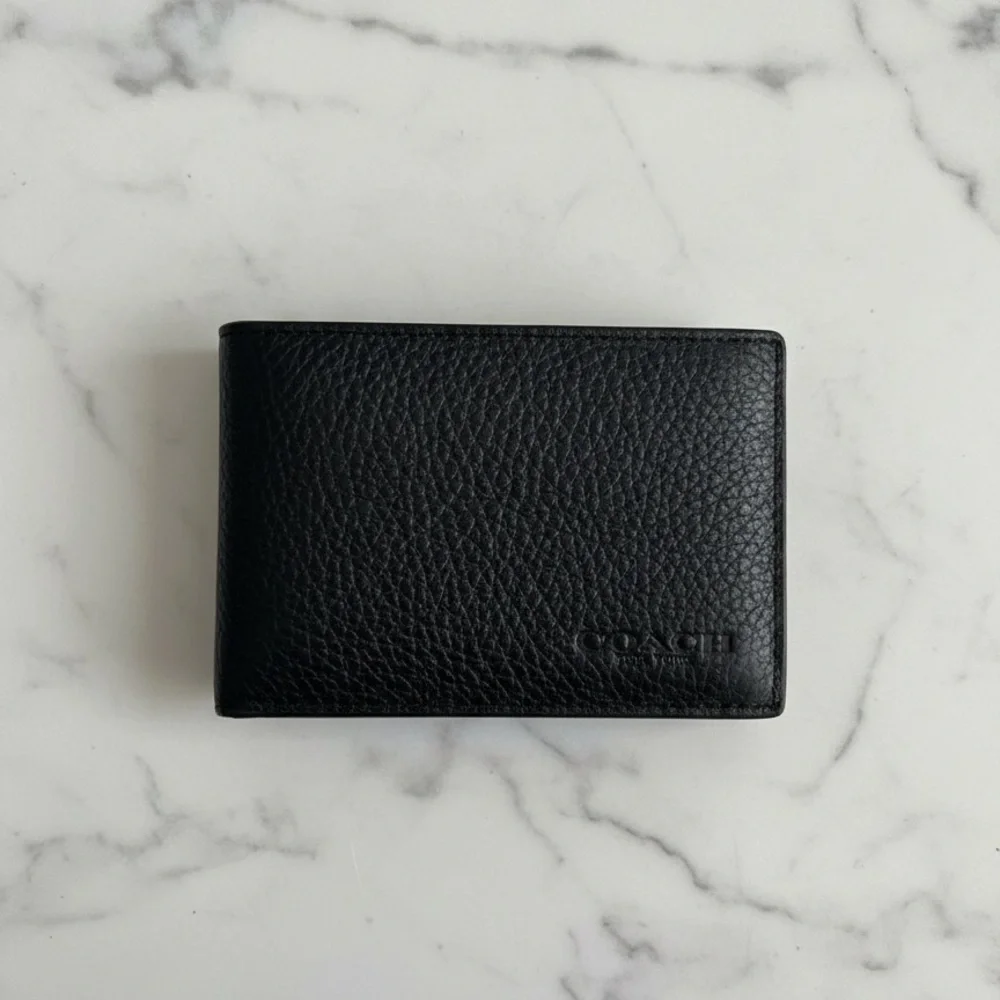 Coach Pebbled Black Leather Card Holder - Picture 1 of 3